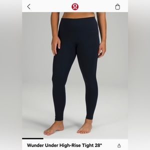 Lululemon Wunder Under Leggings  - size 6